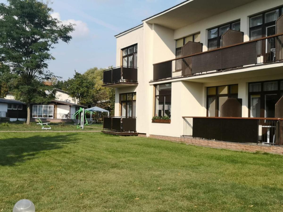 Domki I Pokoje - "Kameralny Przy Promenadzie" Ul Wczasowa 2 Hotel Charzykowy Exterior photo