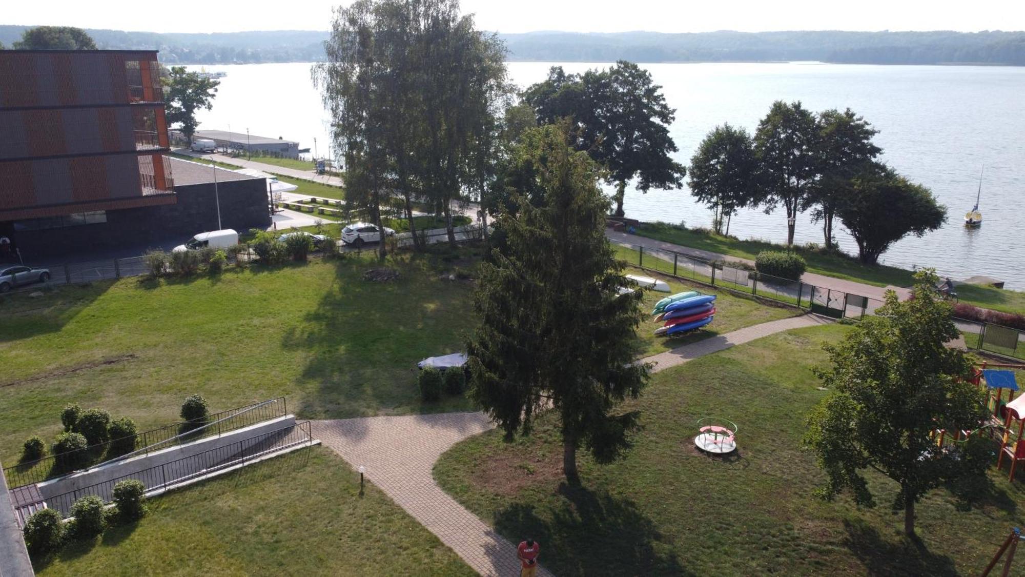 Domki I Pokoje - "Kameralny Przy Promenadzie" Ul Wczasowa 2 Hotel Charzykowy Exterior photo